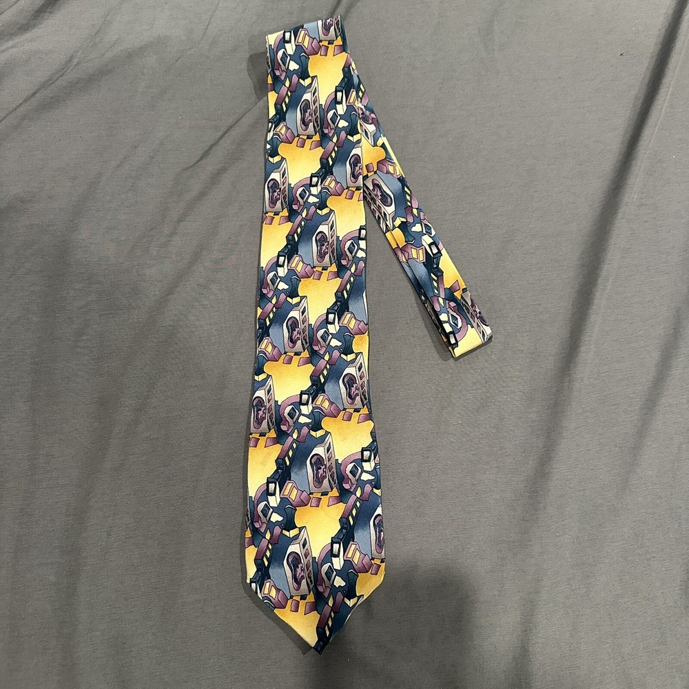 J Garcia 100% Silk Lizard Board Tie‎